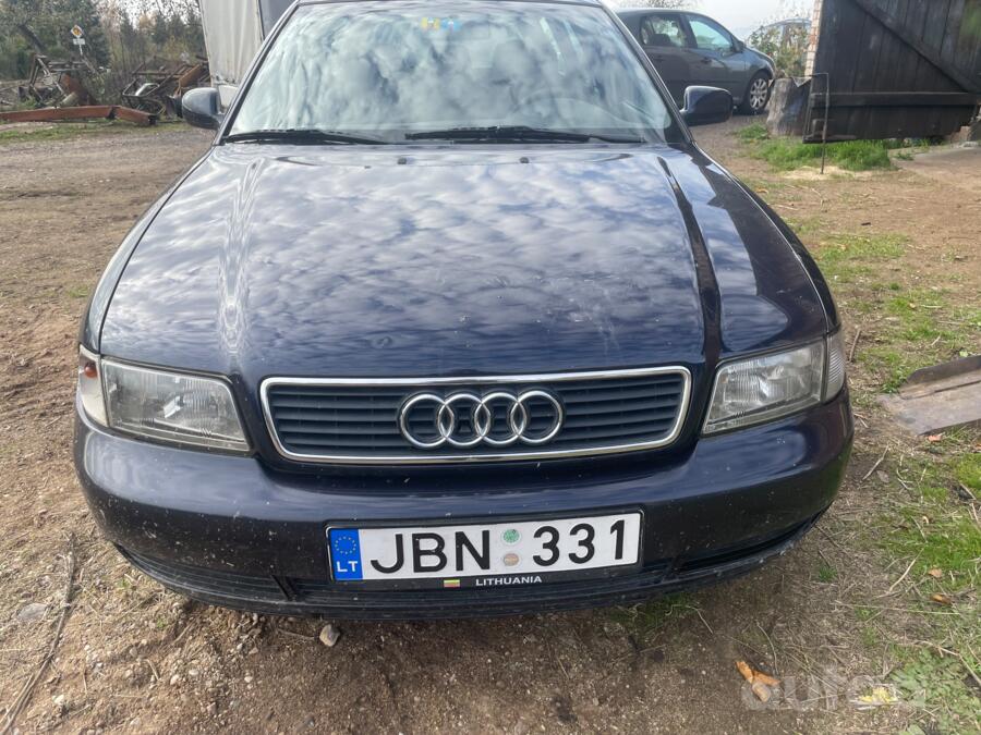 Audi A4 B5 Avant wagon 5-doors