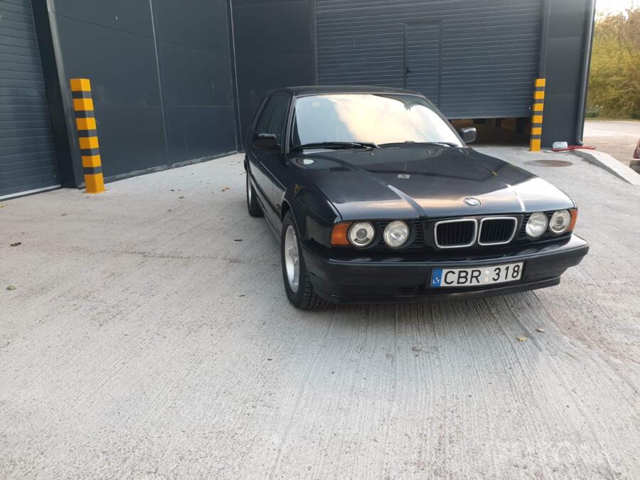 BMW 5 Series E34 Touring wagon