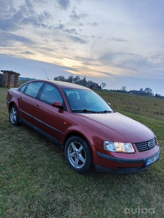 Volkswagen Passat B5 Sedan 4-doors