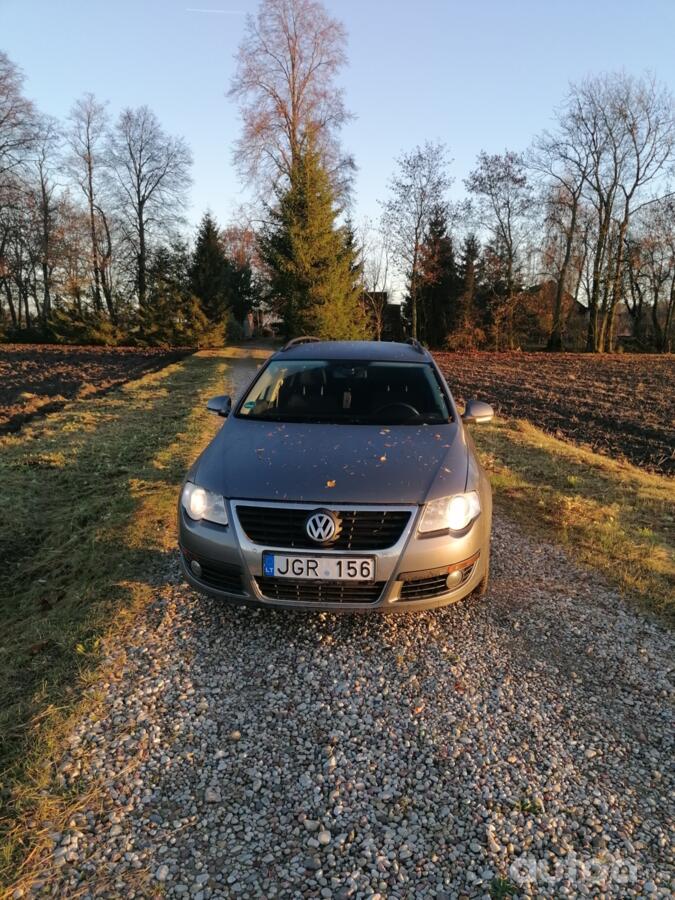 Volkswagen Passat B6 wagon 5-doors