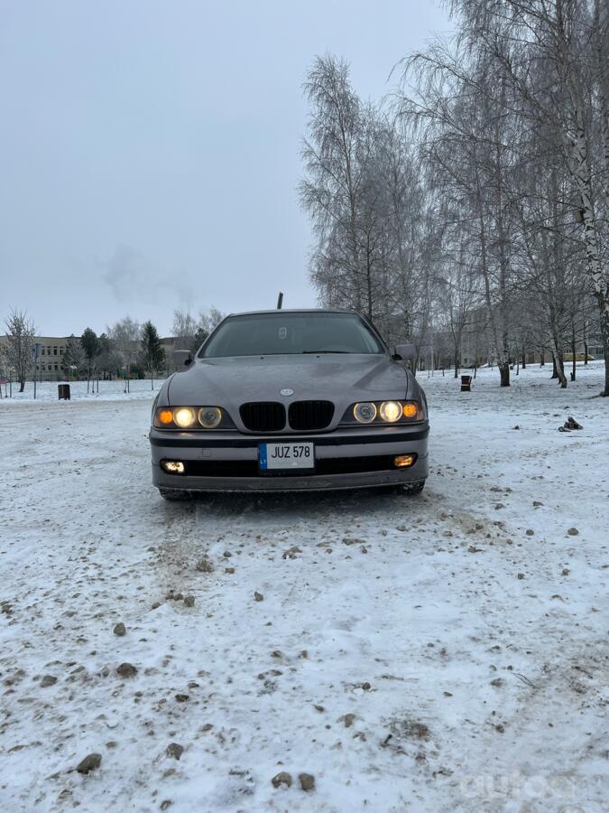 BMW 5 Series E39 Sedan 4-doors