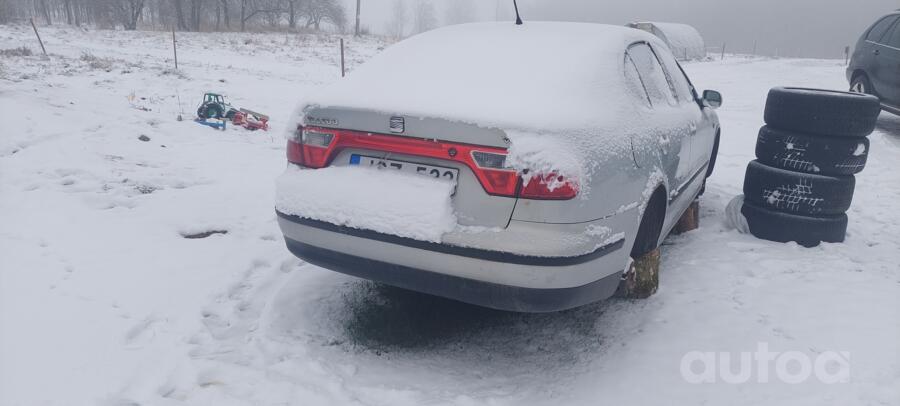 SEAT Toledo 2 generation Sedan