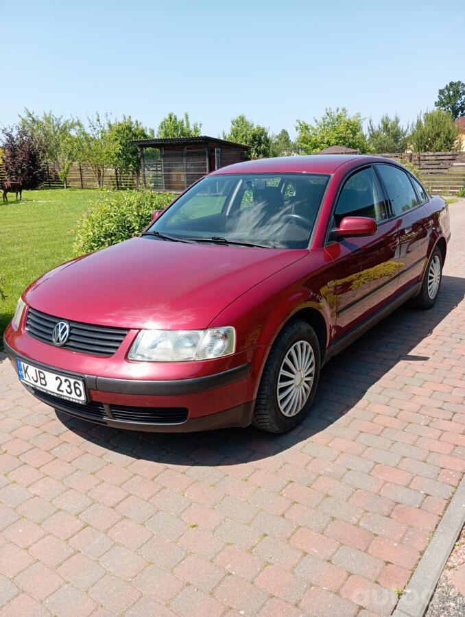 Volkswagen Passat B5 Sedan 4-doors