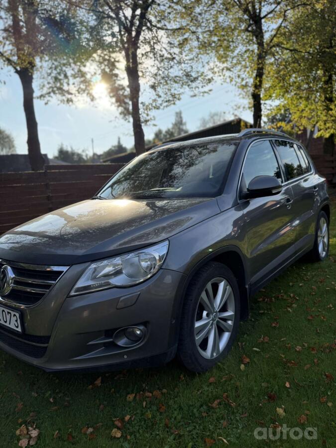 Volkswagen Tiguan 1 generation Crossover