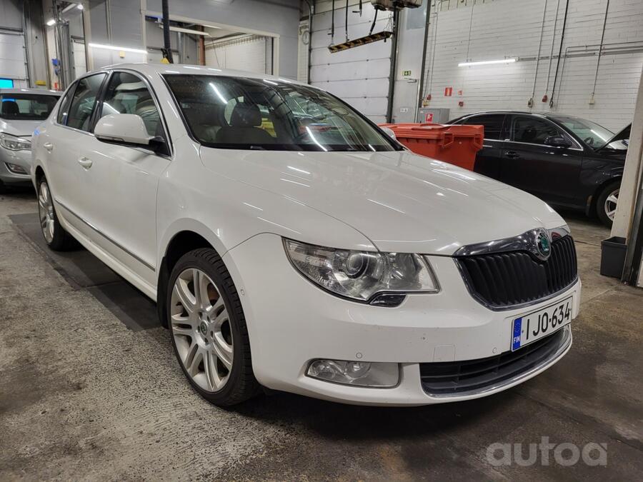 Skoda Superb 2 generation Liftback