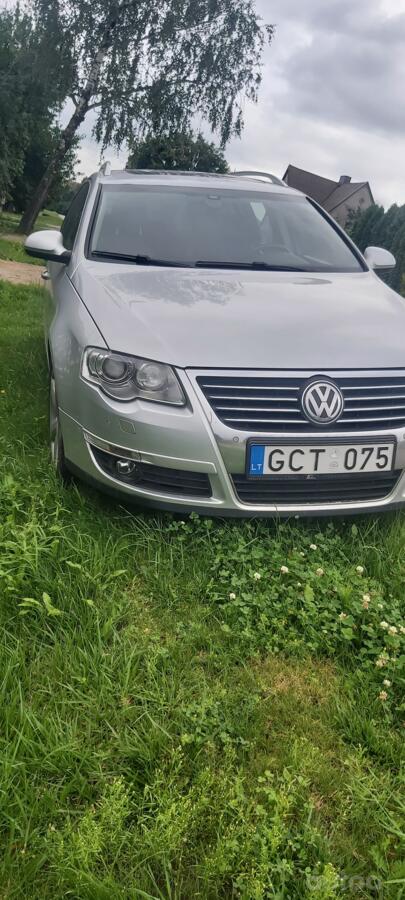Volkswagen Passat B6 wagon 5-doors