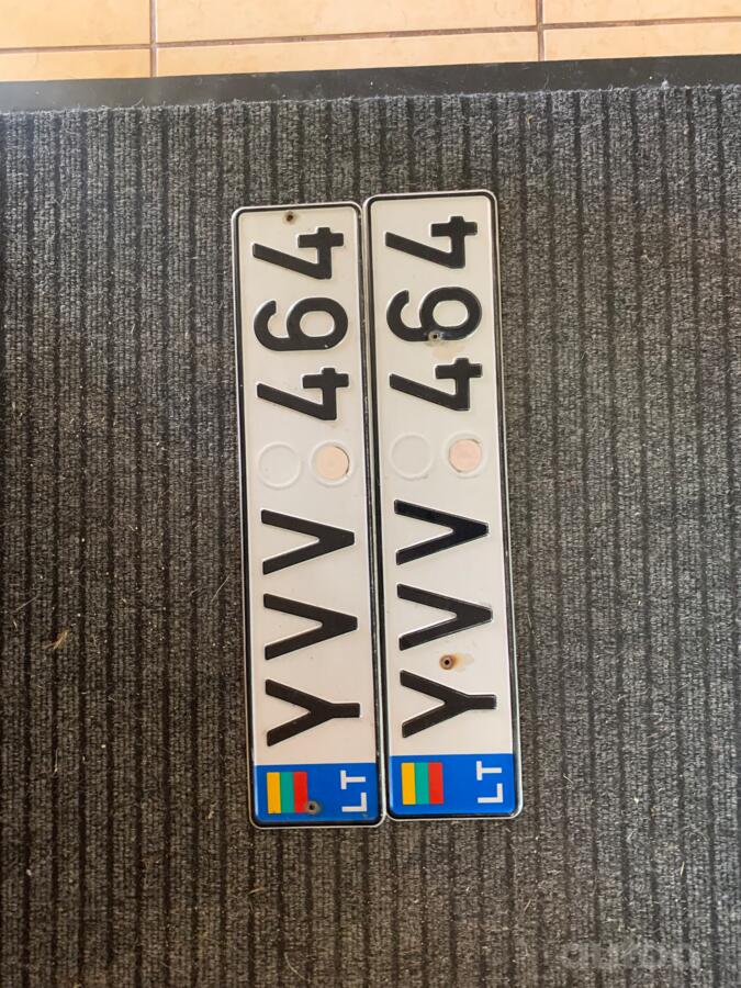 YVV464