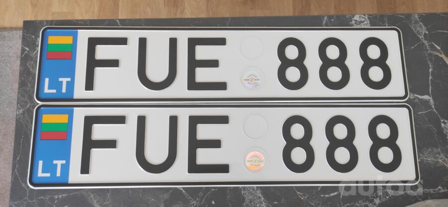 FUE 888