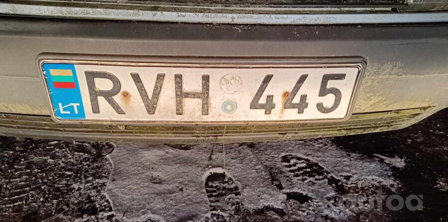 RVH445