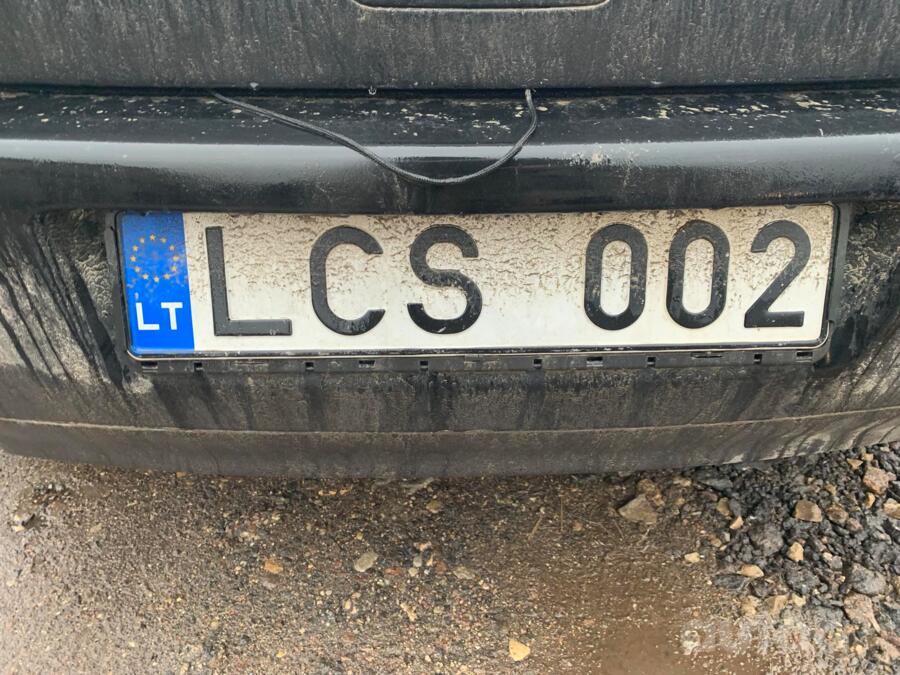 LCS002