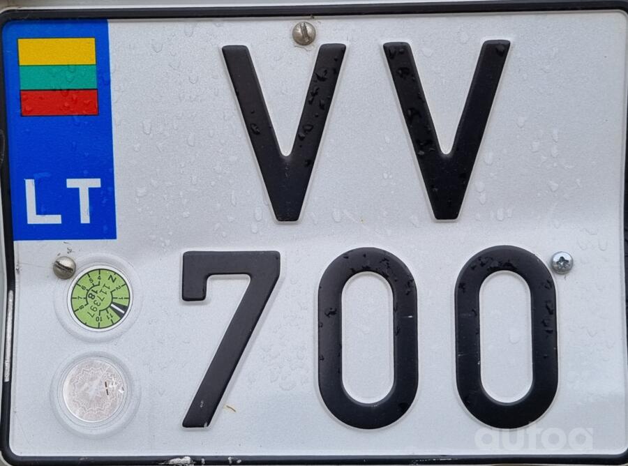 VV700
