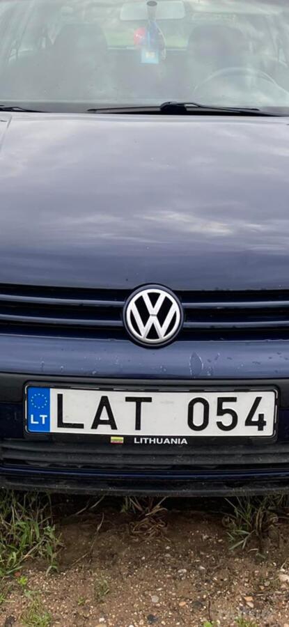 LAT054