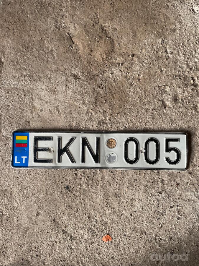 EKN 005