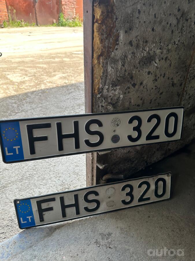 FHS320