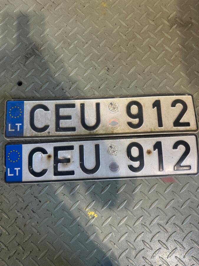 CEU912