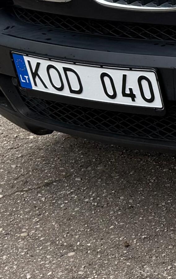 KOD040