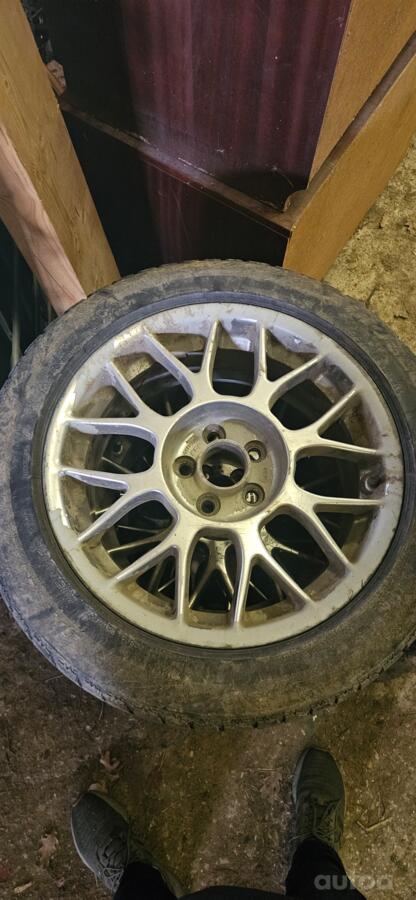 BBS, valuveljed