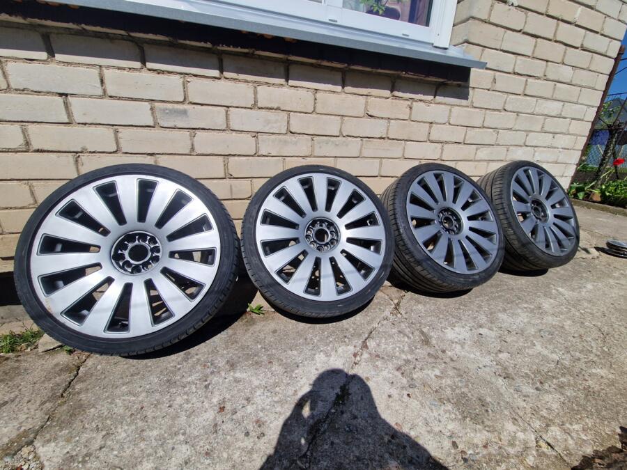 Audi, valuveljed