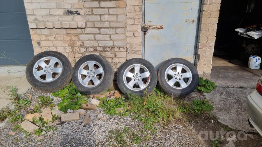 Mersedes-Benz, valuveljed