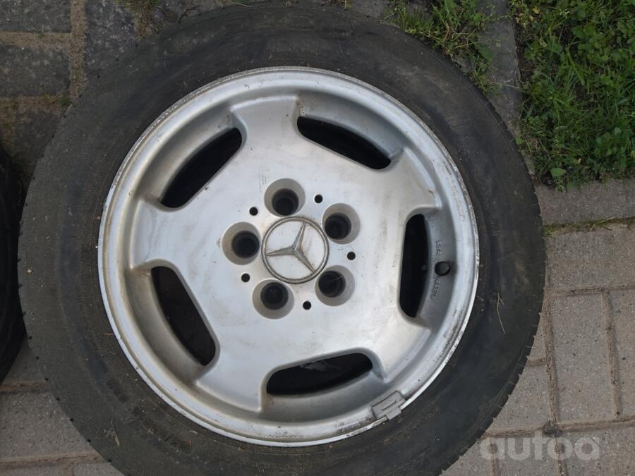 Mercedes Benz, valuveljed