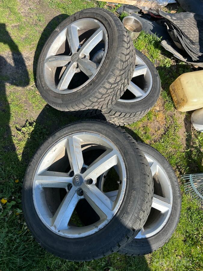 Audi, valuveljed