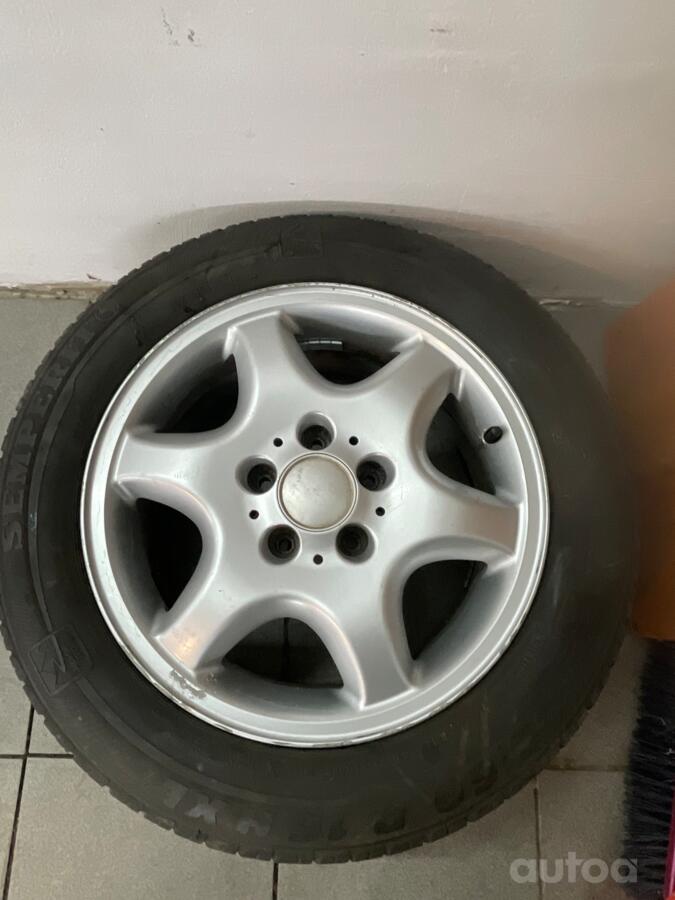 Mercedes benz, valuveljed