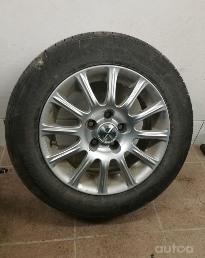 FONDMETAL, valuveljed