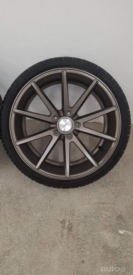 Vossen, valuveljed