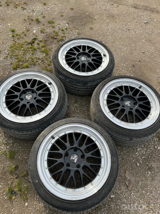 Ultra wheels, valuveljed