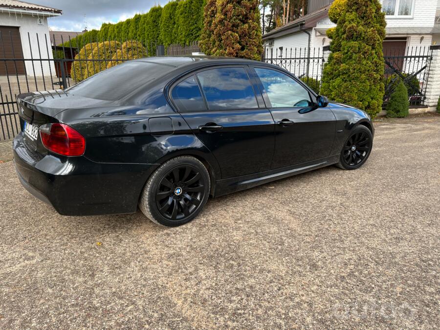 BMW, valuveljed