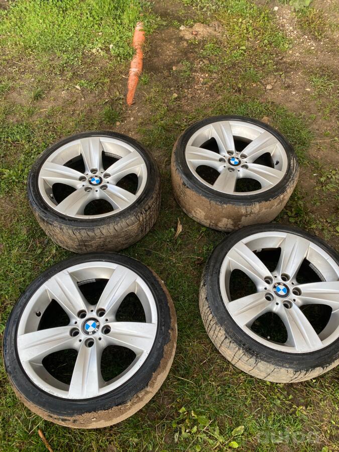 Bmw, valuveljed