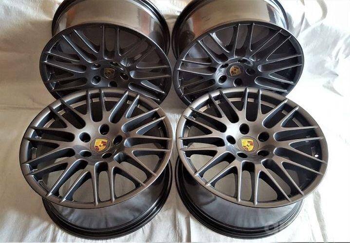 Porsche, valuveljed