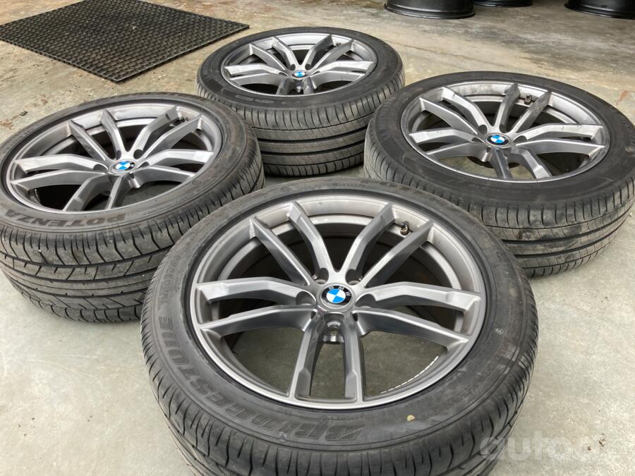 BMW, valuveljed