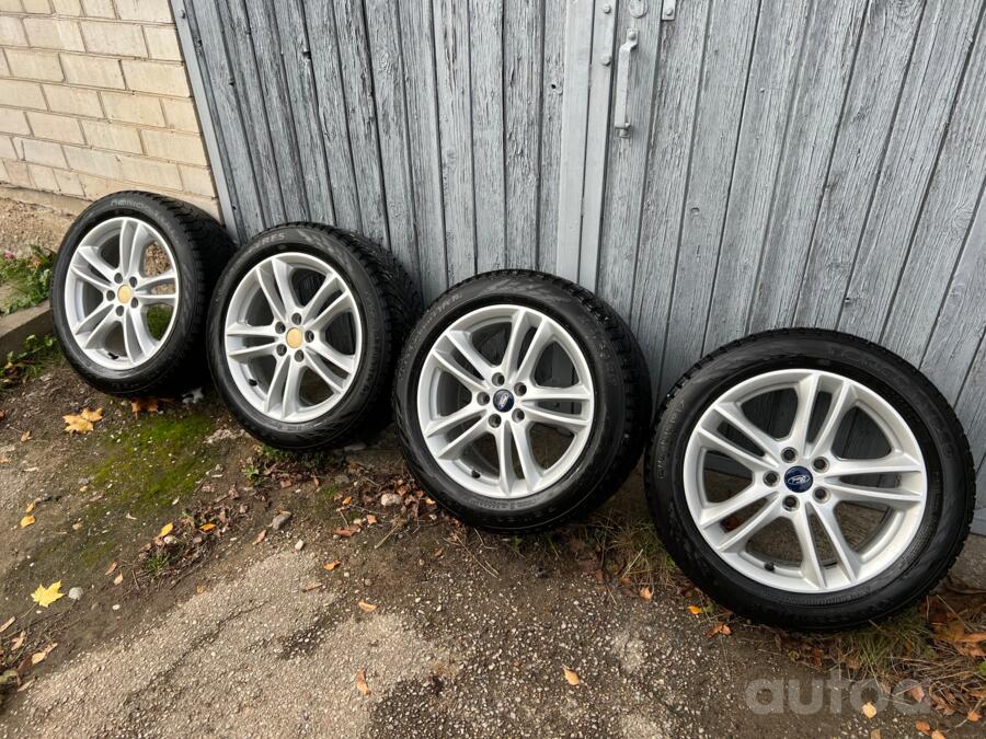Ford, valuveljed