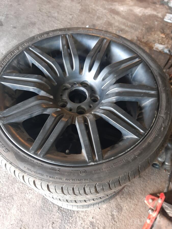Bmw, valuveljed