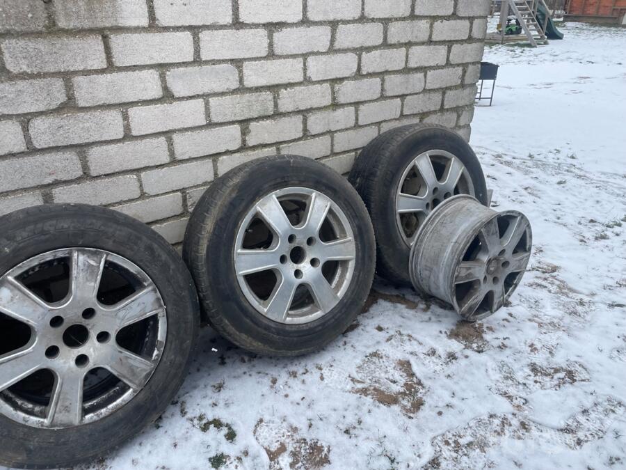 Muu, valuveljed