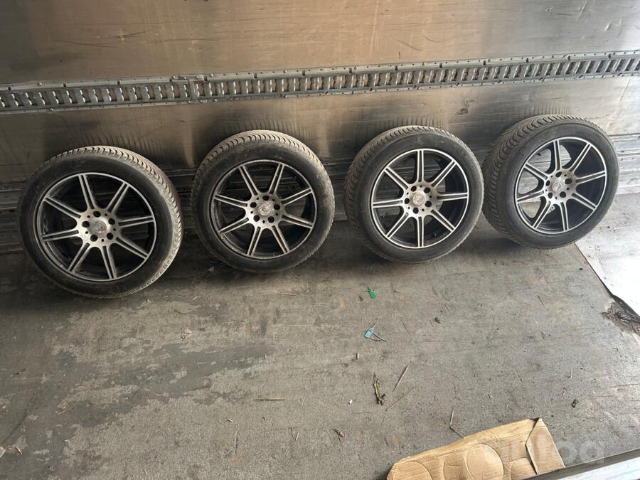 Mercedes - benz, valuveljed