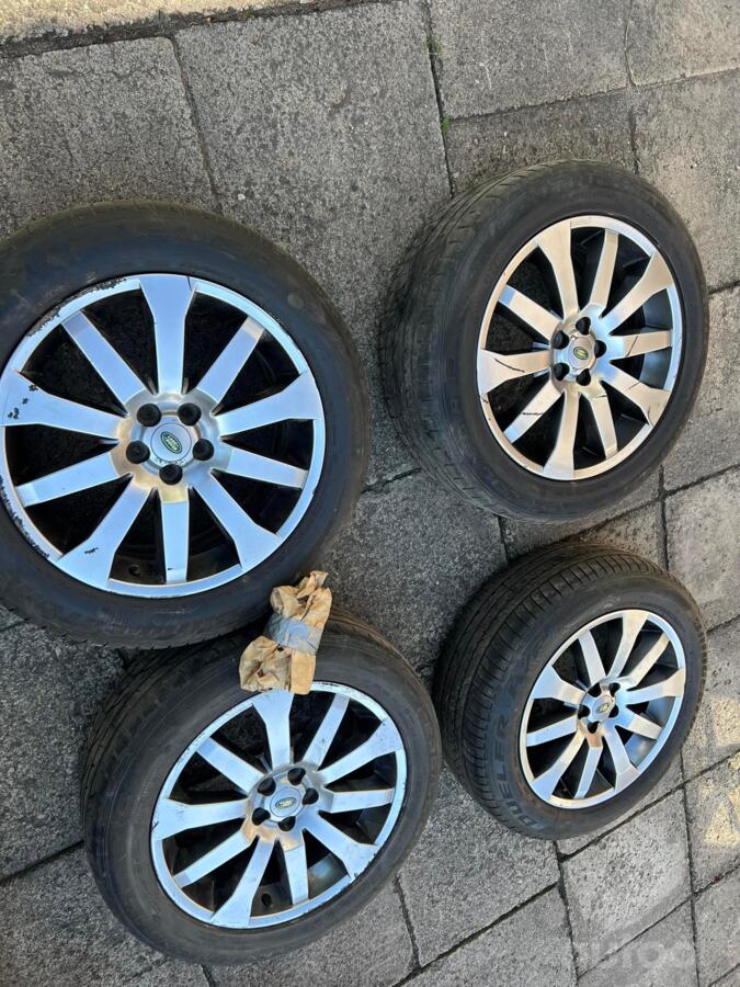 Land rover, valuveljed