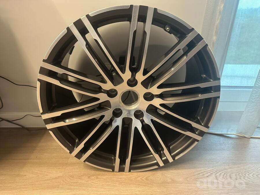 Porsche, valuveljed
