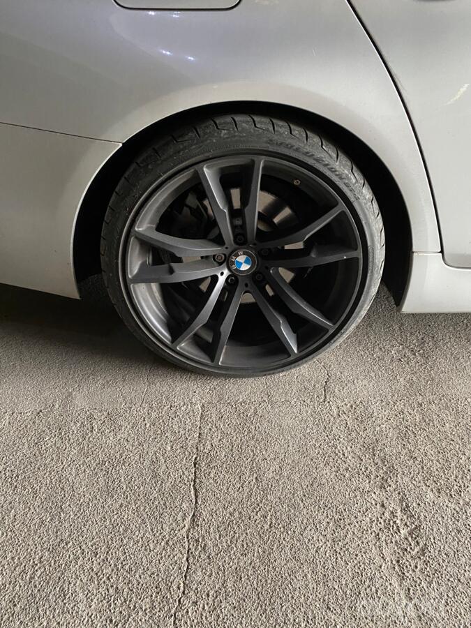 Bmw, valuveljed