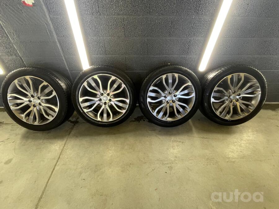 Land rover, valuveljed