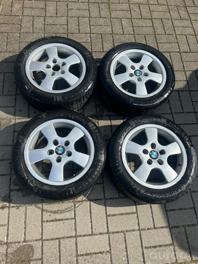 BMW, valuveljed