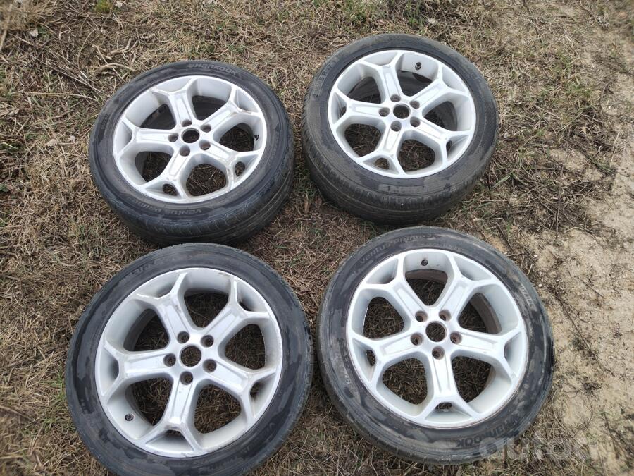 Ford, valuveljed