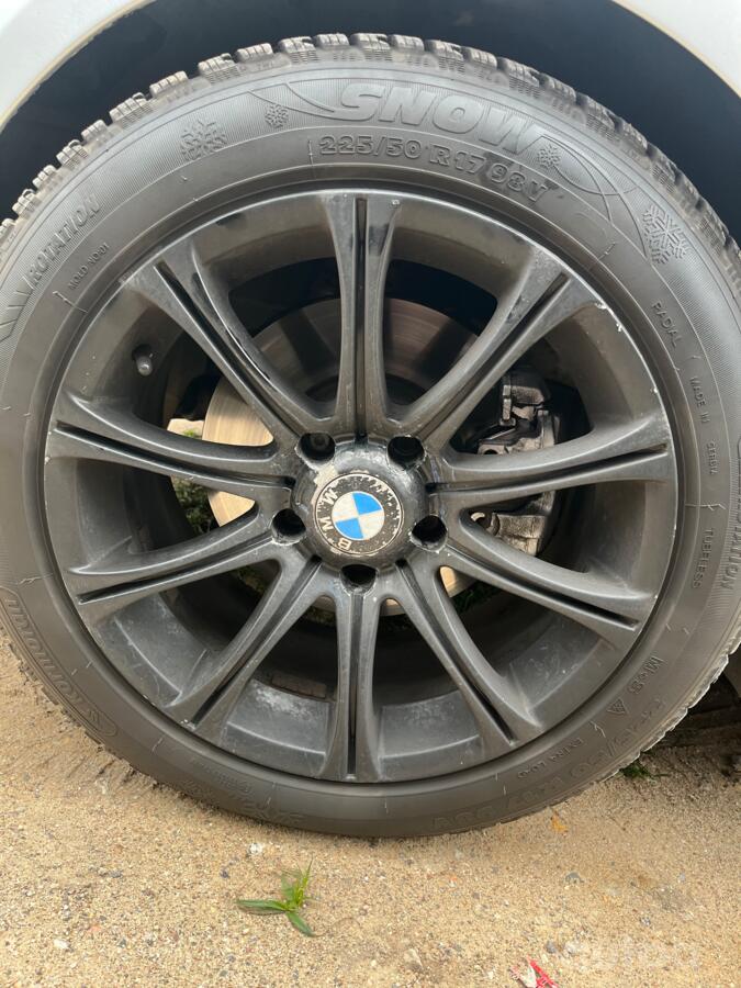 Bmw, valuveljed