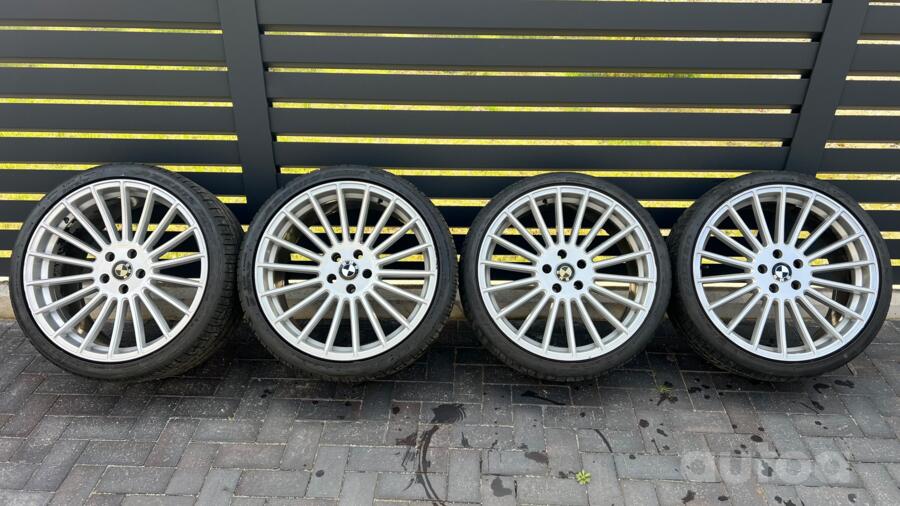 Haxer, valuveljed