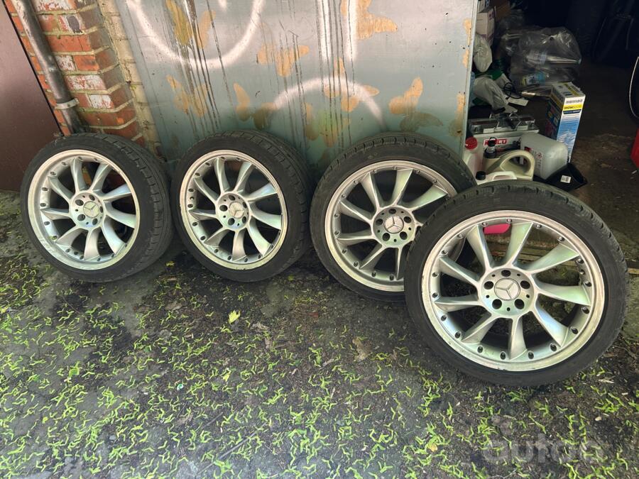 Mercedes-Benz, valuveljed