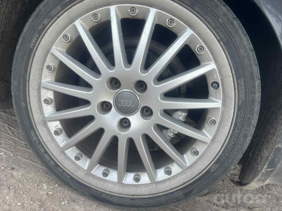 Audi, valuveljed