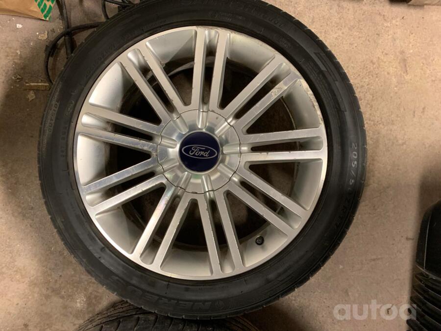 Ford, valuveljed