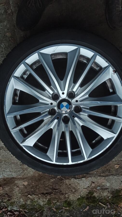 Bmw, valuveljed