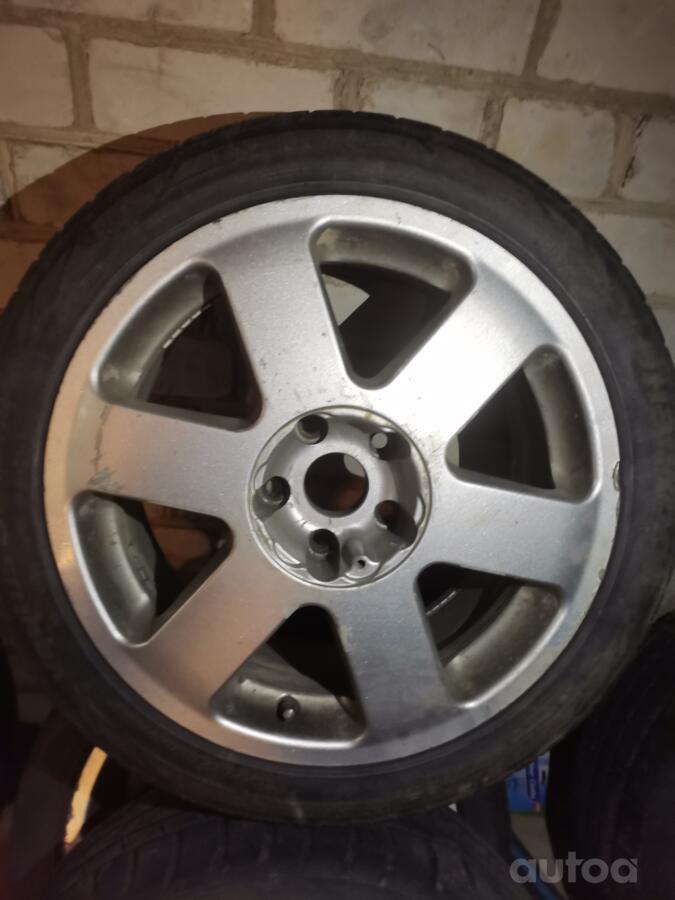 Audi, valuveljed